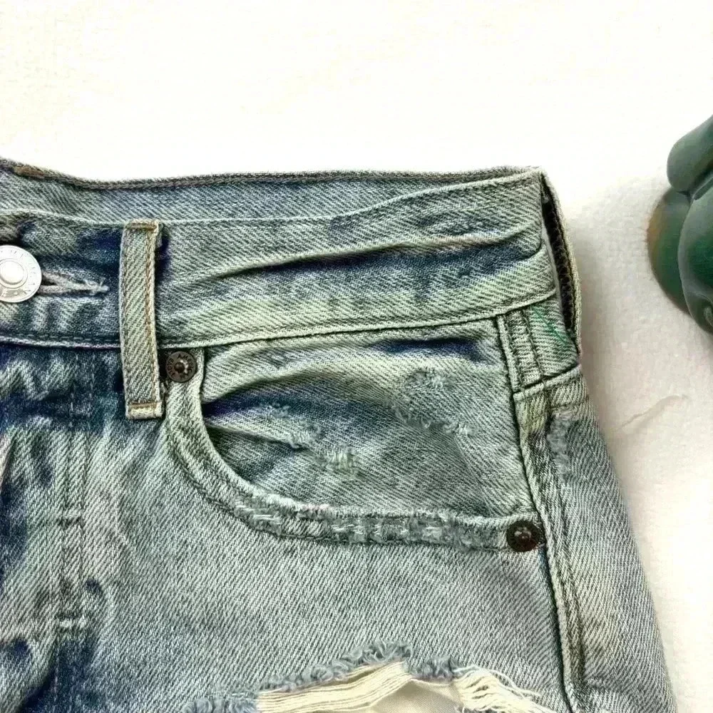 American Eagle ButtonFly Highrise Bleach Fade Distress Fray Denim Shorts Size 00